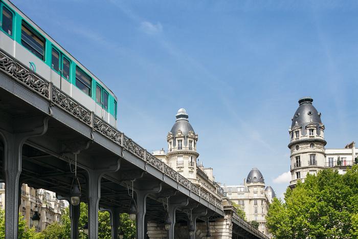 Pont Bir Hakeim Paris - Tourist Office Paris - Photographe Marc Bertrand Pont Bir Hakeim Paris - Tourist Office Paris - Photographe Marc Bertrand